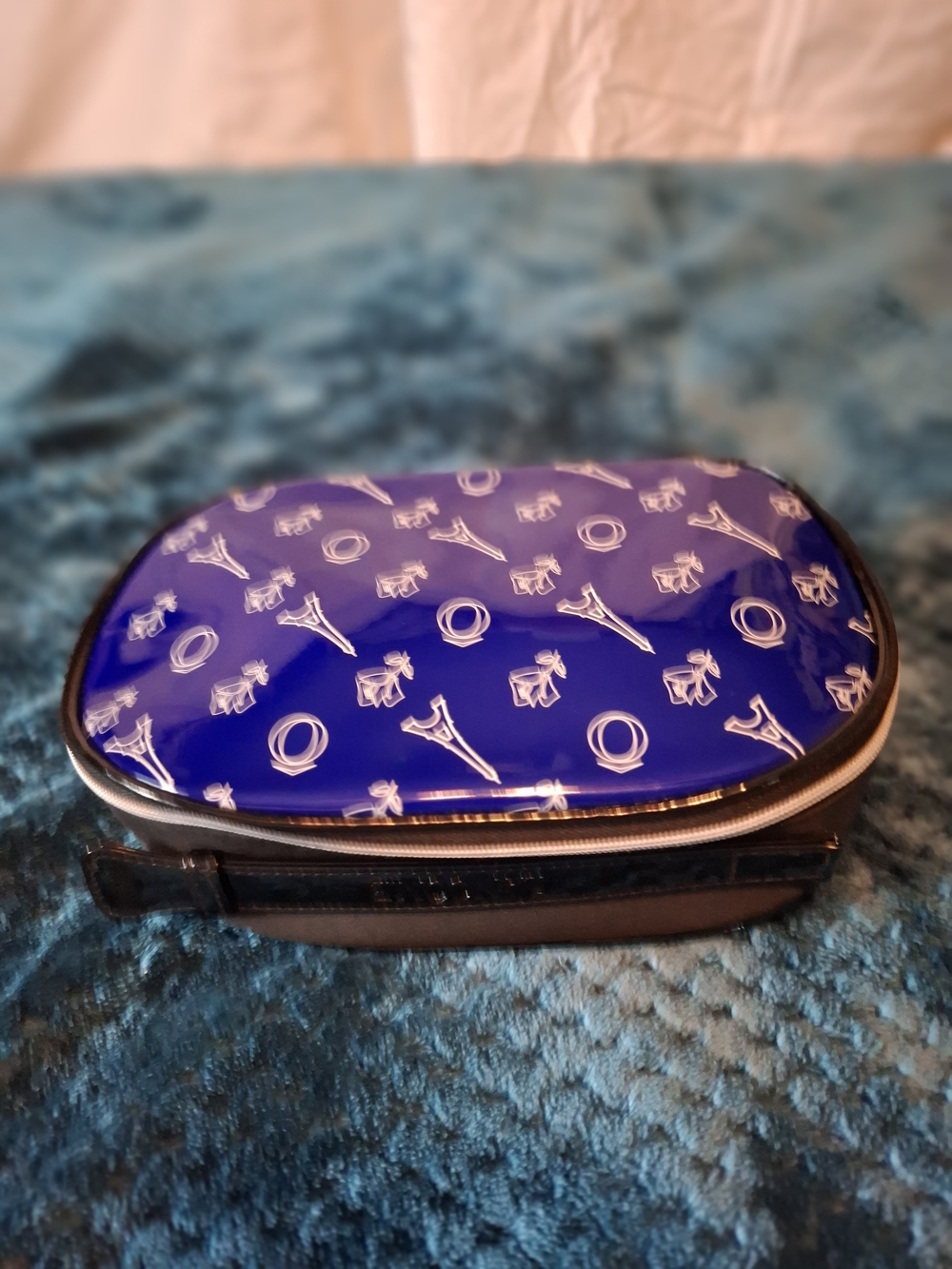 Glossy Blue Patterned Women’s Makeup Phone Case